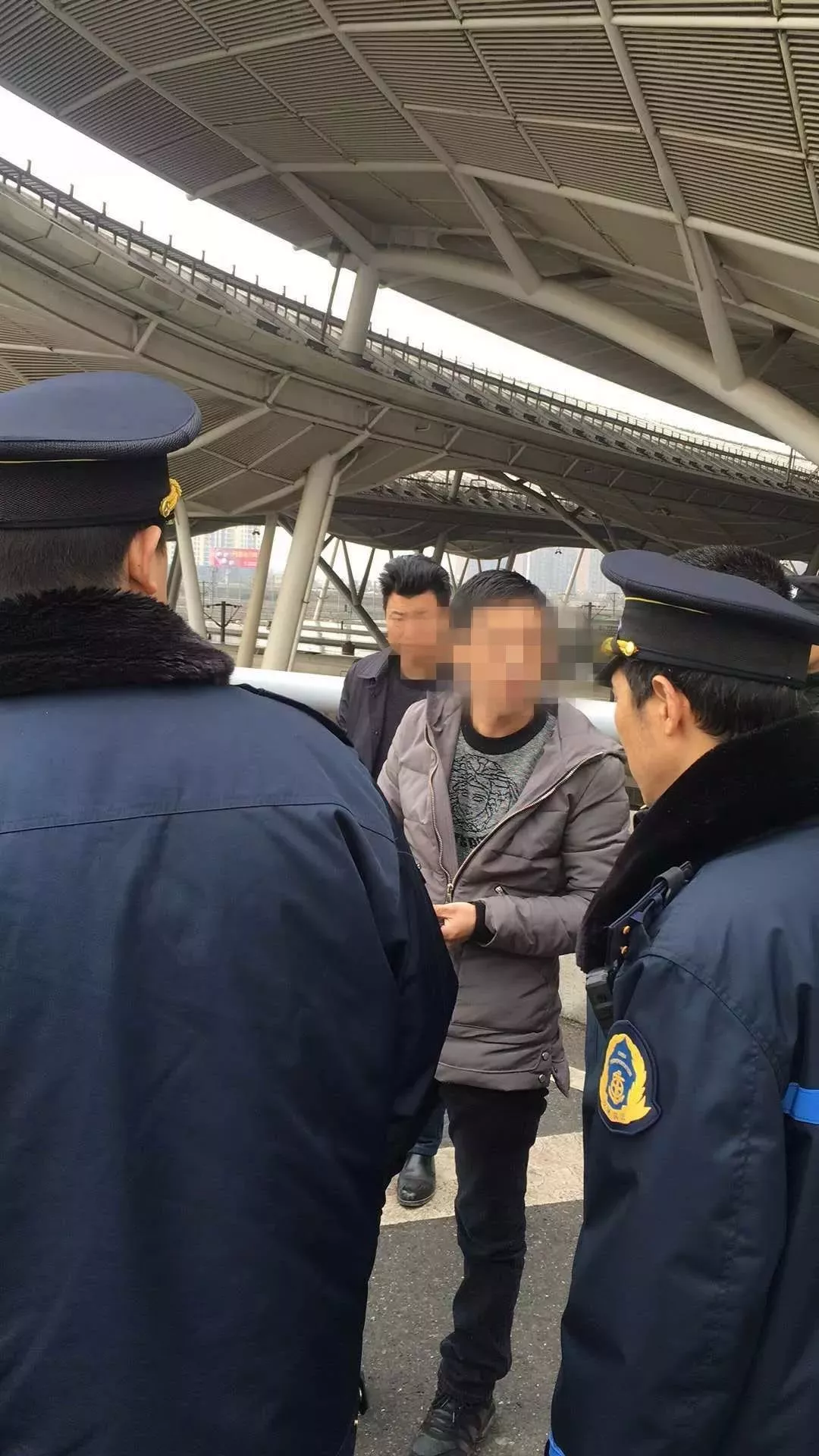 最新谁有公积金套现人的电话方法分析(最方便真实的平湖公积金套现会被发现吗方法)